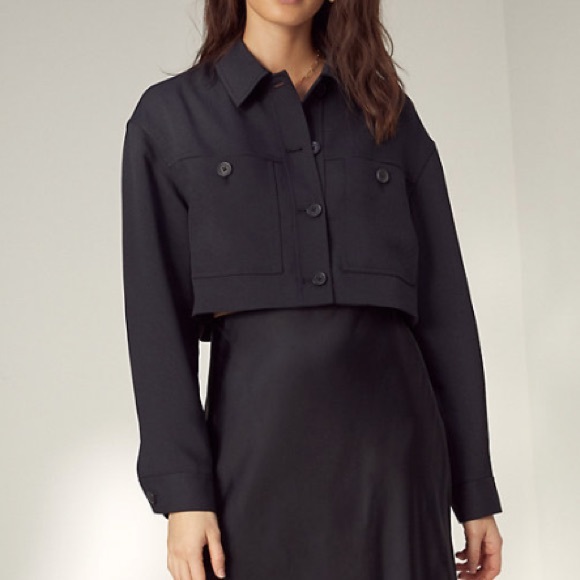 Aritzia - little cropped jacket (black) - Picture 6 of 10